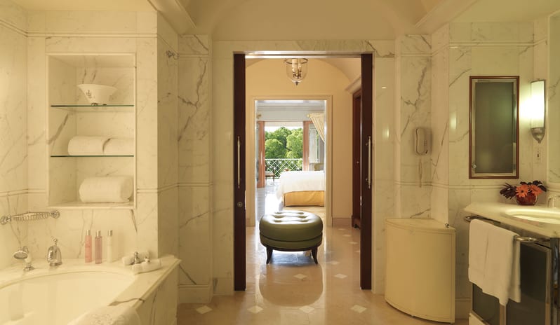 Penthouse Main Bathroom